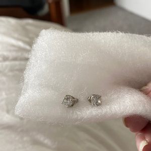 Cubit zirconia earrings